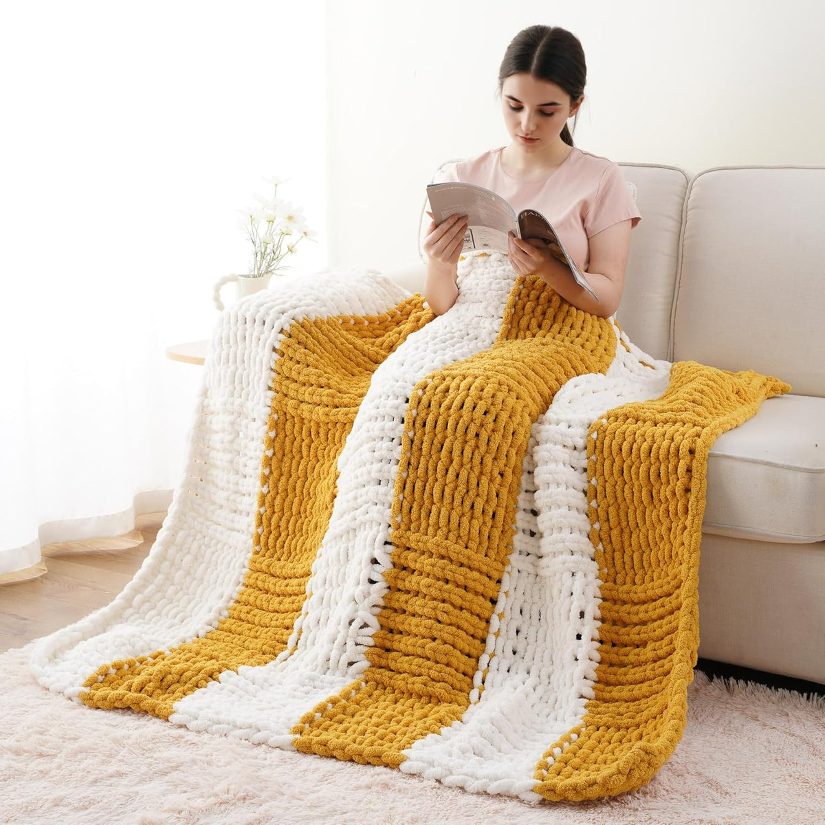 Battilo Chunky Knit Throw Blanket, Soft and Thick Chenille Throw Blanket, 50"x60" Handmade Cable