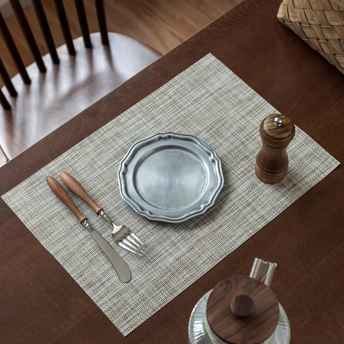 LEXMORE PlaceMats Set of 12 Vinyl/Plastic Woven Place Mats for Kitchen Table Indoor/Outdoor
