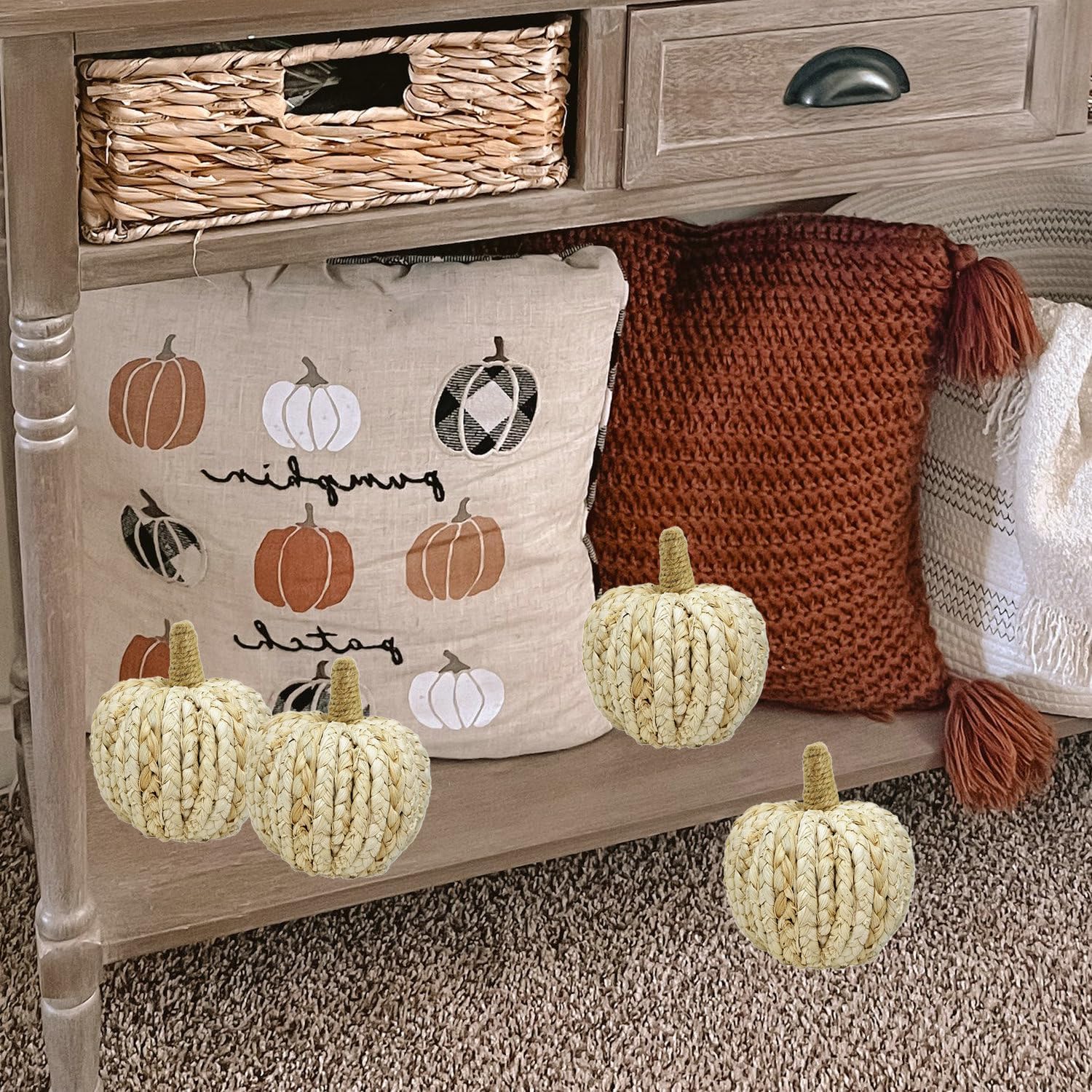 naturevibe 5.3 Inches Braided Cornhusk Pumpkin Decor Set of 4 as Centerpieces for Tables,Natural