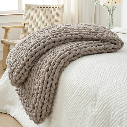 Bigacogo Chunky Knit Throw Blanket for Couch, 40x60 inches, 100% Hand Knitted with Thick Jumbo
