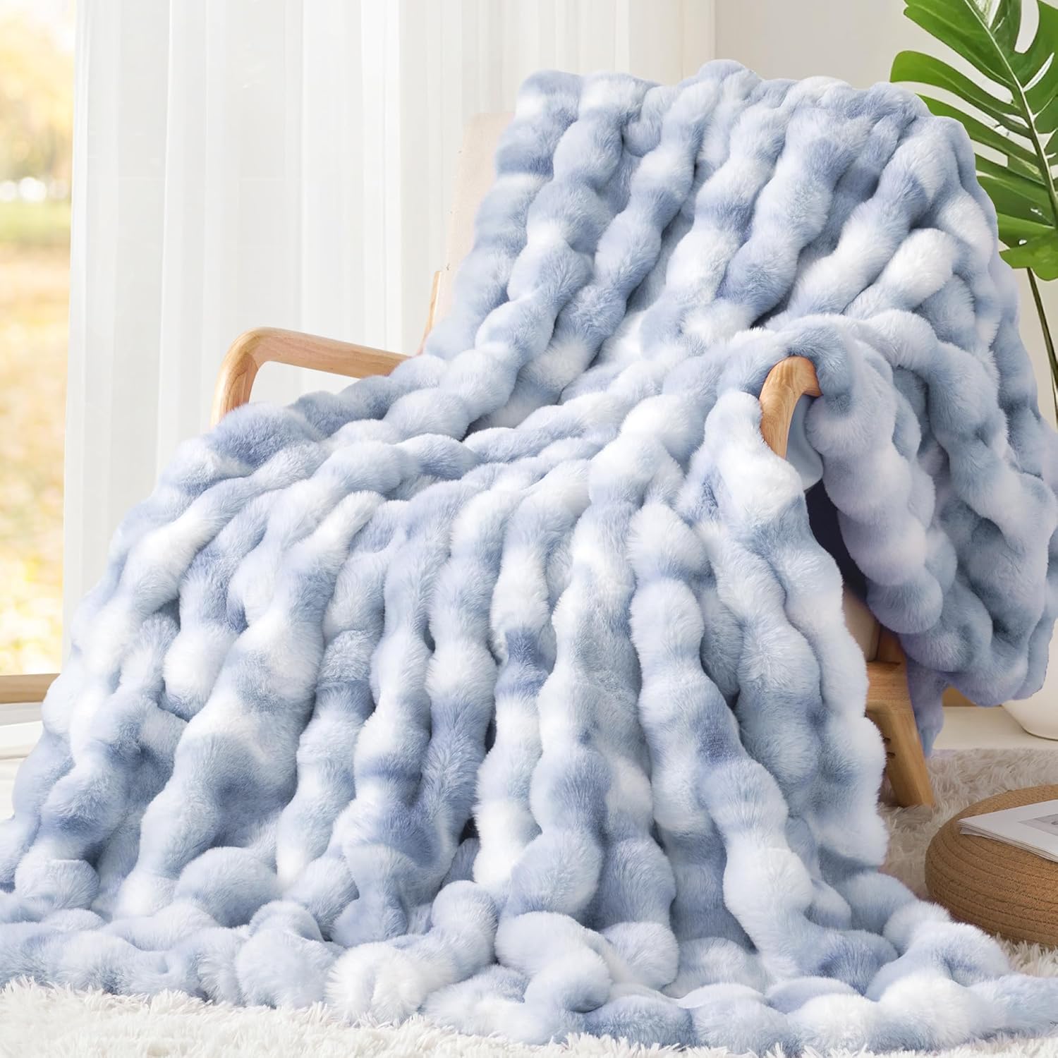 Touchat Luxury 1000GSM Faux Rabbit Fur Throw Blanket, Super Heavy Warm Cozy Grey Blankets for Couch