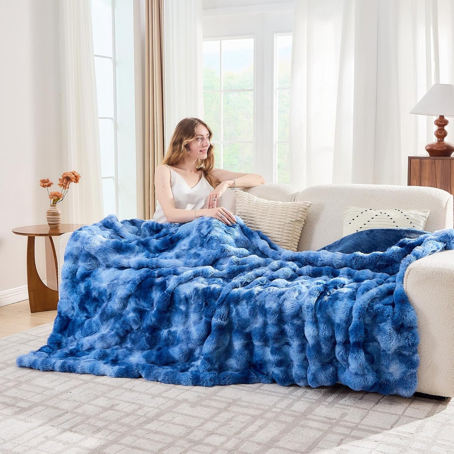 Lotus Karen Faux Fur Throw Blanket Tie-Dye Blue - Big Bubble Rabbit Fluff Blanket for Couch,Small