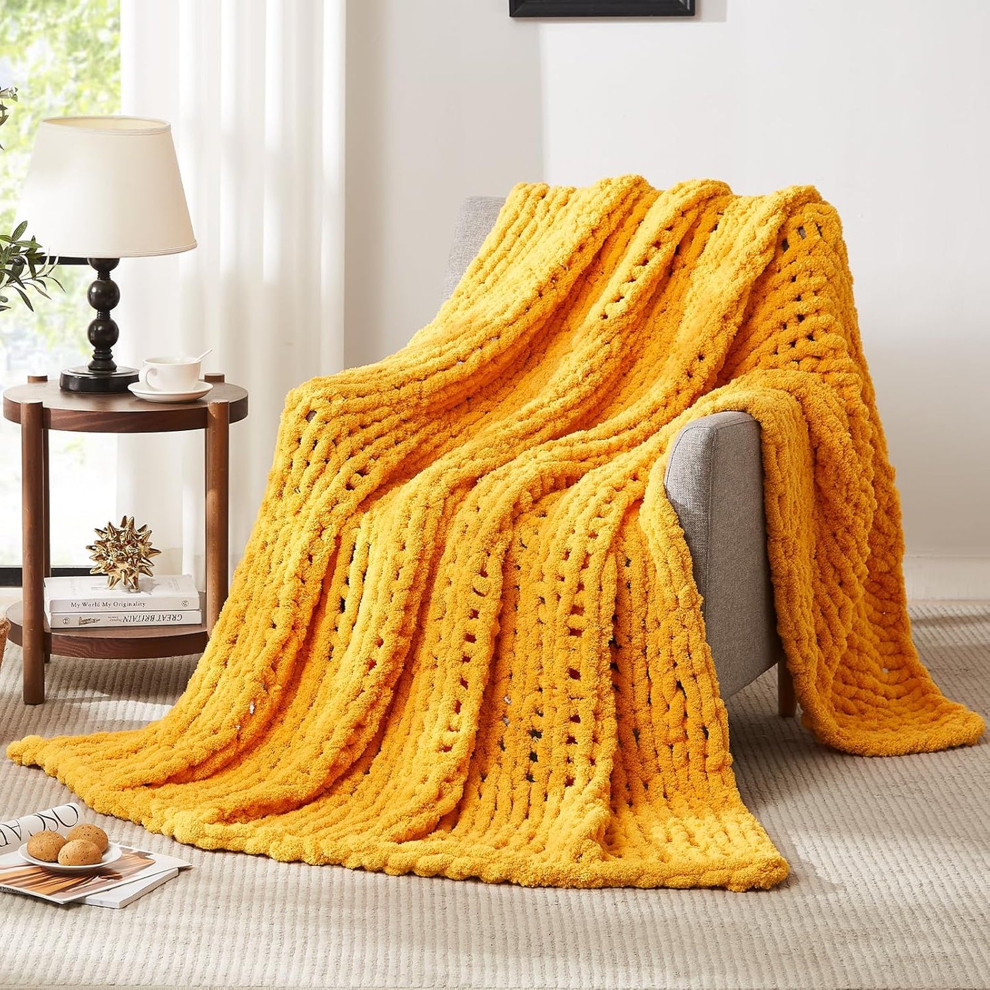 L'AGRATY Chunky Knit Blanket Throw - Soft Chunky Throw Blanket 30x40: 100% Hand Kintted Chenile