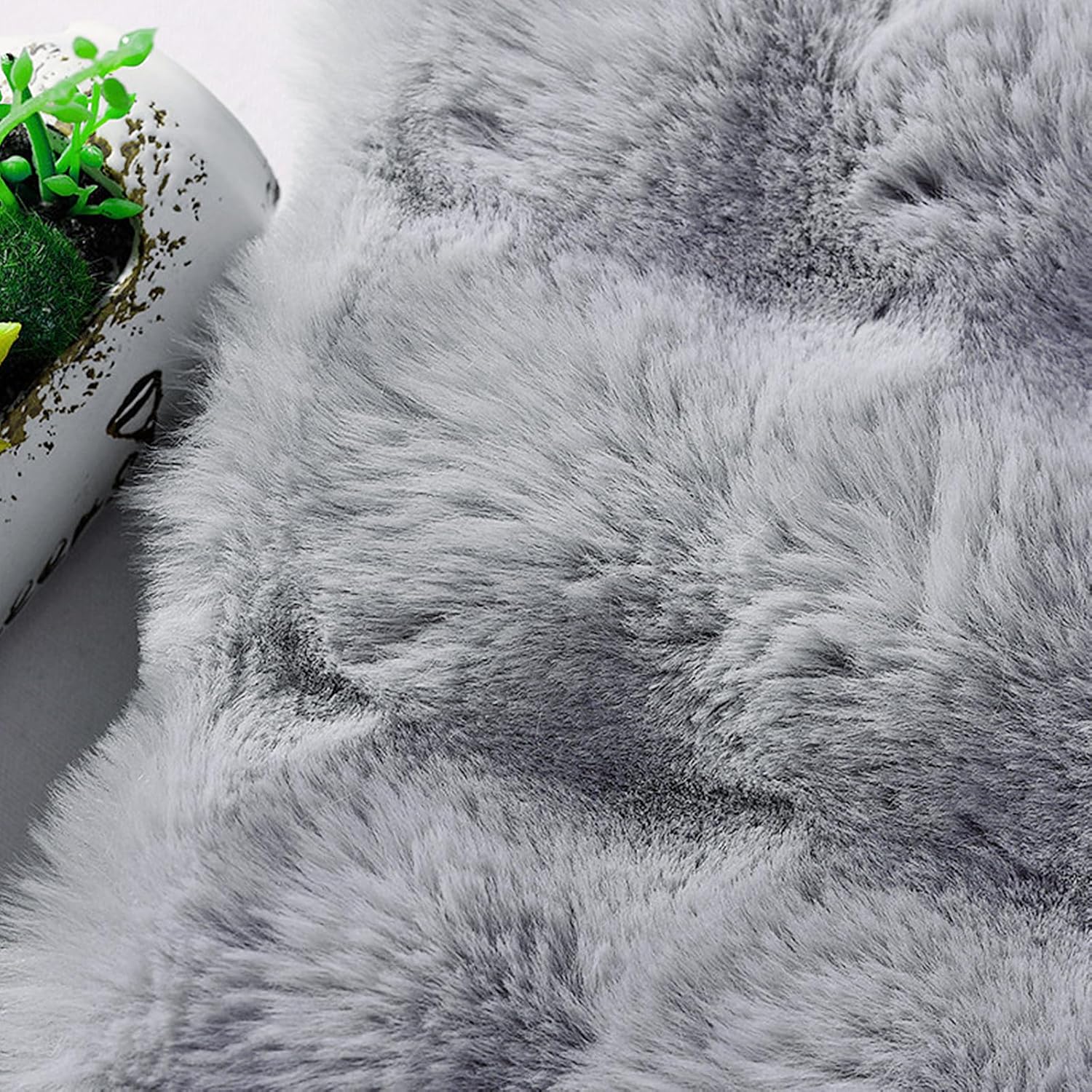 UKELER Plush Furry Throw Blanket Large Super Soft Fluffy Blankets Throws for Bed, Couch, Sofa