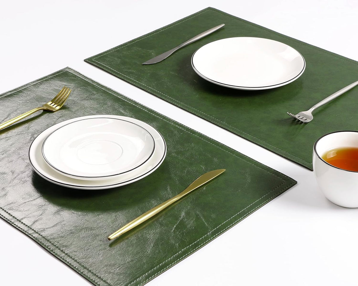 Waterproof PU Placemats, Faux Leather Dining Table Mat, Set of 4, Easy to Wipe Off Scrub Vinyl Mat