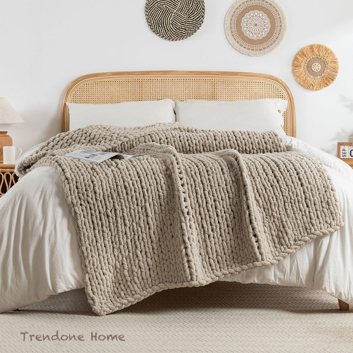 Chunky Knit Blanket Throw, 100% Hand Knit Throw Blanket Handmade Chenille Cable Knit Throw for