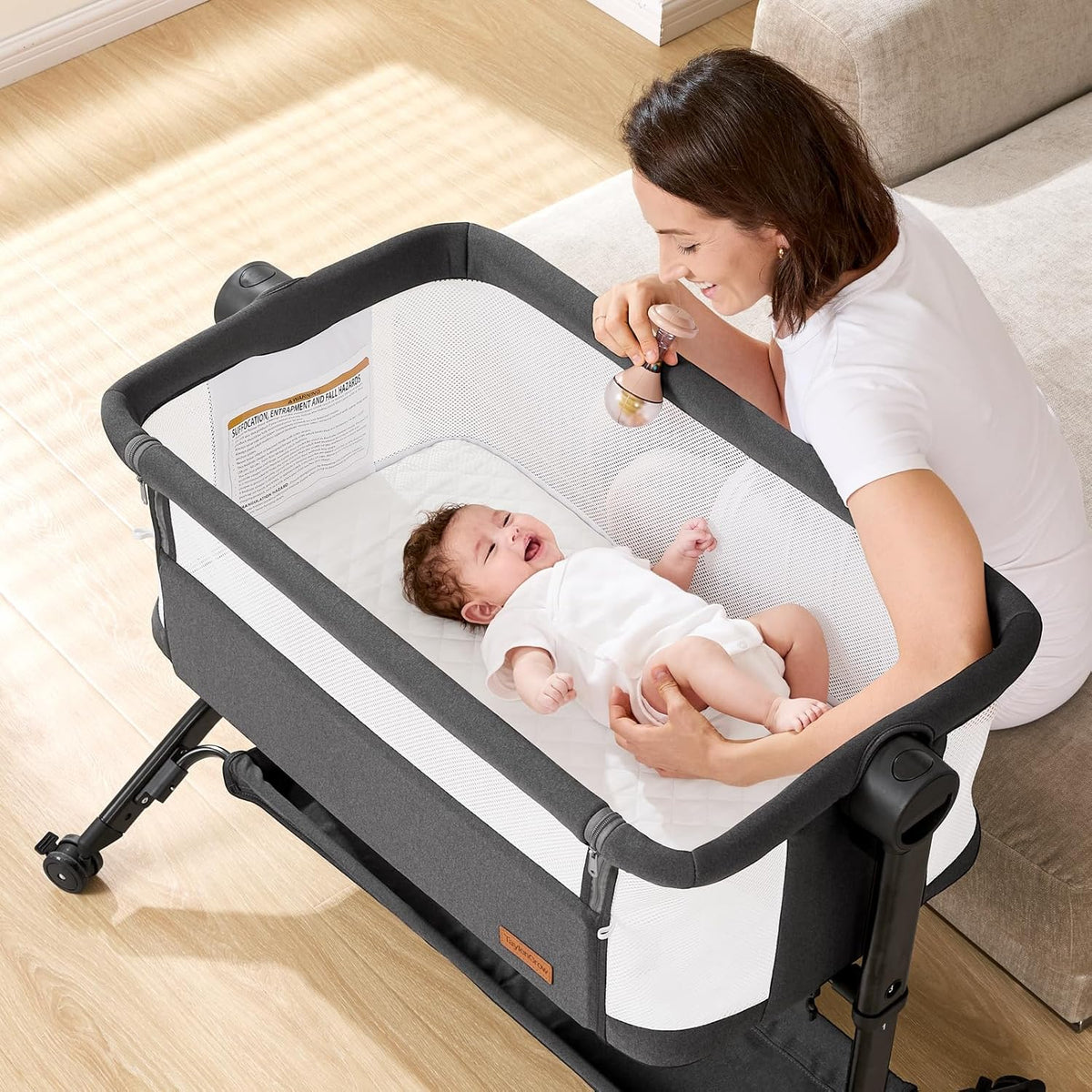 Bassinet Bedside Sleeper - All-Mesh Design, Portable Bedside Bassinet for Baby with Washable