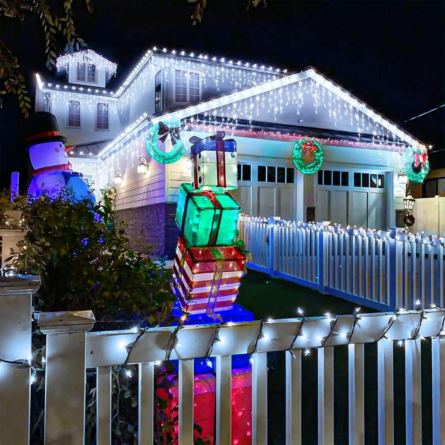 White Christmas Lights Outdoor, 66ft 640 LED Icicle Lights for Outside House with Connectable Clear