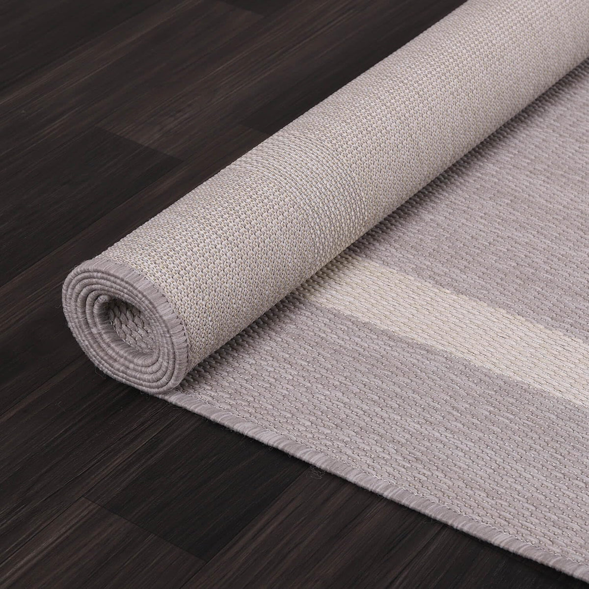 Bordered Outdoor Rug 6x9 Washable Outside Carpet for Indoor Patio Porch Waterproof Easy Cleaning