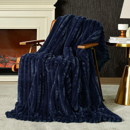 Amélie Home Faux Fur Throw Blanket for Couch, Cozy Fuzzy Fluffy Fur Luxurious Soft Striped Plush