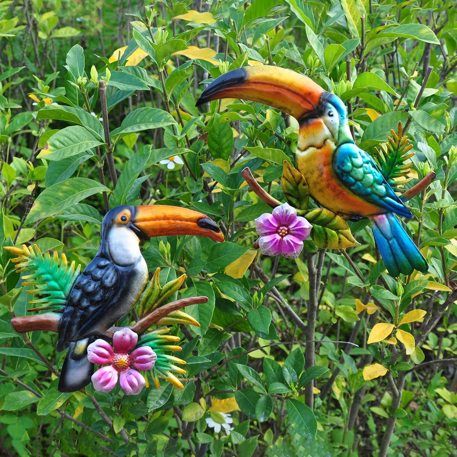 Metal Bird Wall Decor Toucan Tropical Outdoor Wall Art Suitable for Indoor and Outdoor Garden Fence