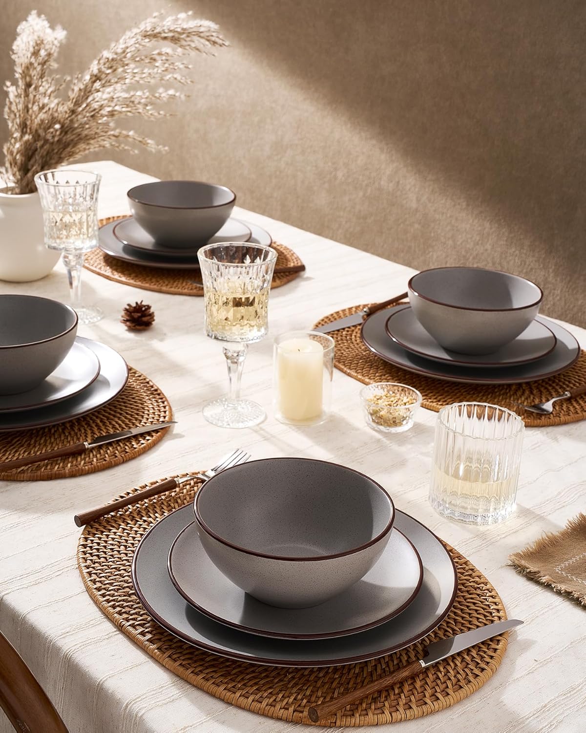 Famiware Venus Ceramic Plates and Bowls Sets, Speckled Dinnerware Dish Sets for 8 (24 Pieces)