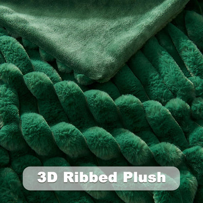NEWCOSPLAY Faux Fur Twin Blanket Dark Green 3D Ribbed Plush Thick Warm Blanket for Couch Sofa Bed