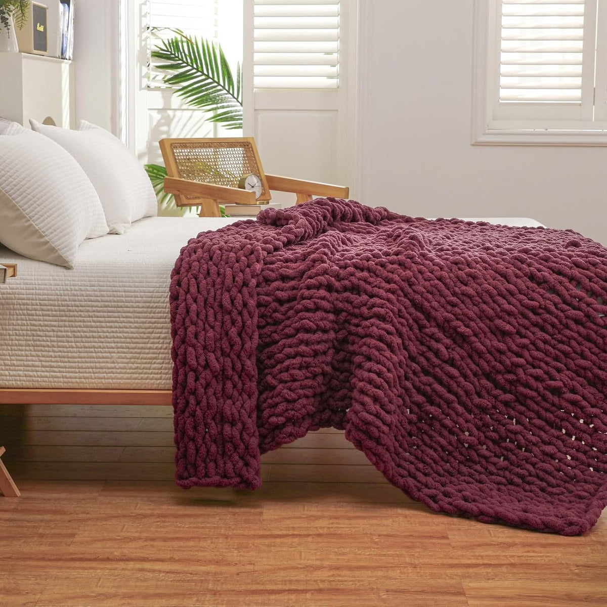 WESHIONGOO Chunky Knit Blanket Throw 50"×60" Knitted Throw Blankets for Couch Bed Fluffy Soft