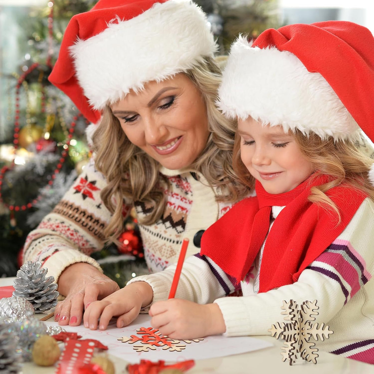 COCHIE DIY 3D Snowflake Wood Crafts to Paint for Kids Adults, Paintable Unfinished Wooden Slices