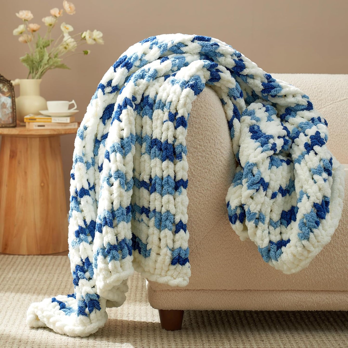 Amélie Home Chunky Knit Throw Blanket for Couch, Soft Chenille Crochet Blanket for Sofa, 50"x60"