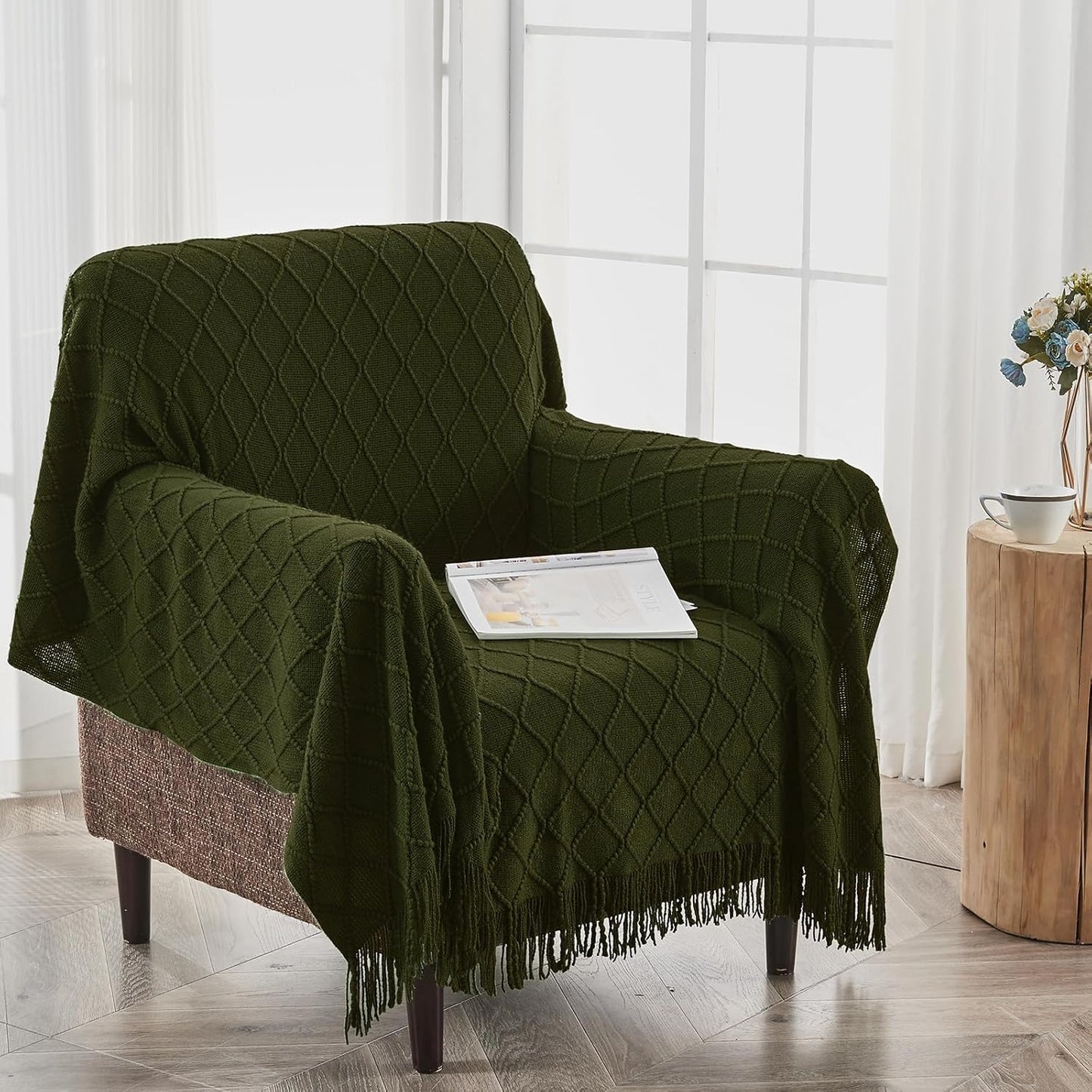inhand Knitted Throw Blankets for Couch and Bed, Soft Cozy Knit Blanket with Tassel, Dark Green