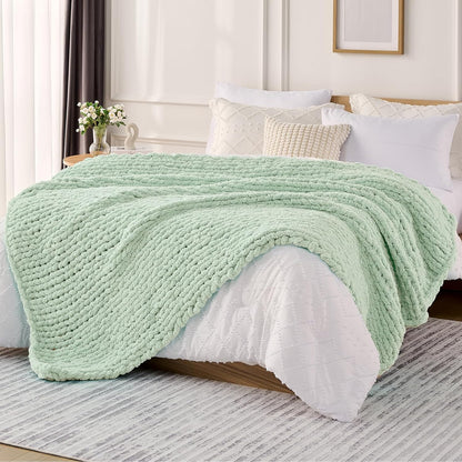 L'AGRATY Chunky Knit Blanket Throw: 50''x60'' Chenille Chunky Knitted Throw Blanket for Bed Couch