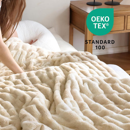 Faux Fur Blanket, Twin Size Oversized Throw Blanket for Couch, Fluffy Blanket with Stretch Ruched