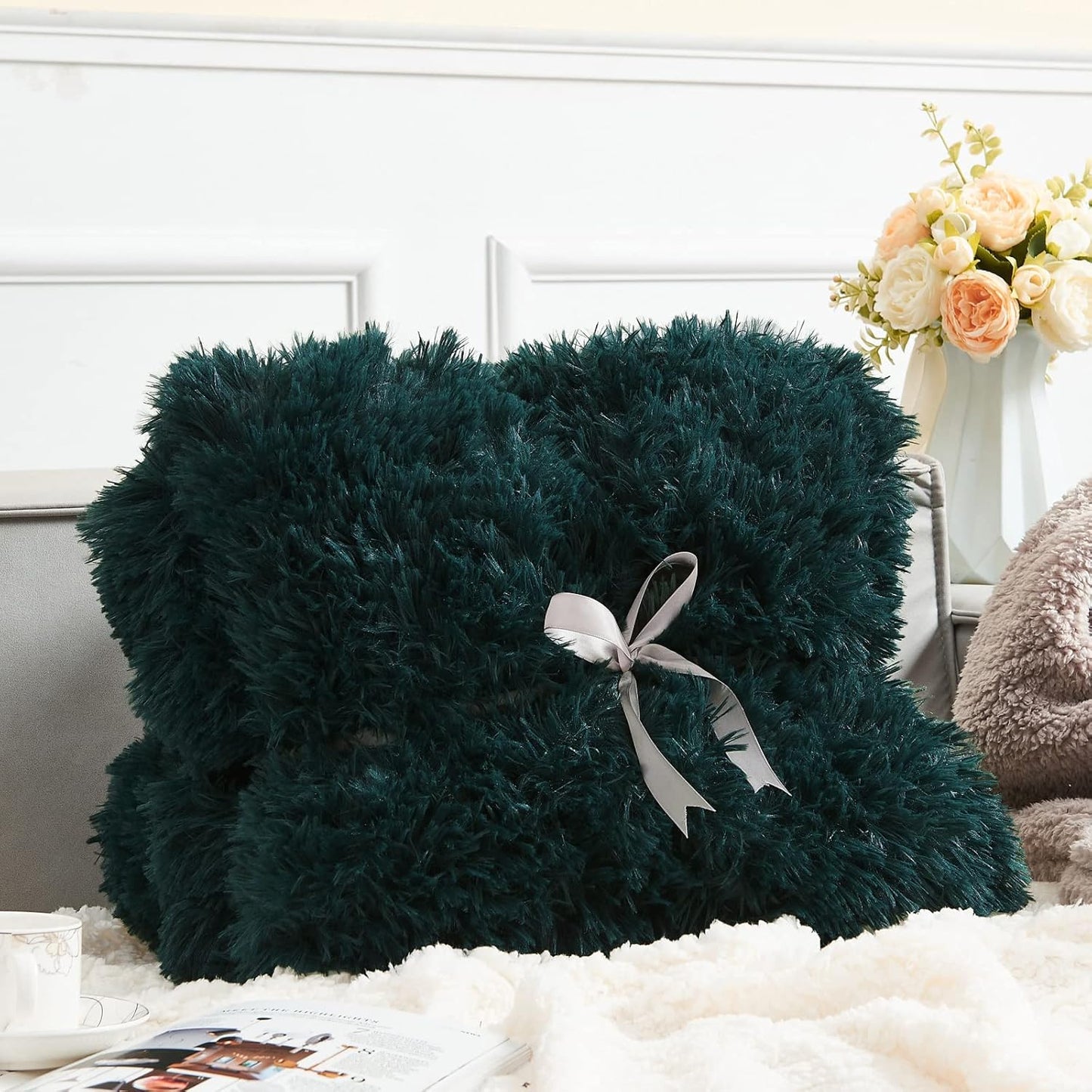GONAAP Fuzzy Faux Fur Throw Blanket Queen Size Dark Teal Super Soft Cozy Plush Fuzzy Shaggy Blanket