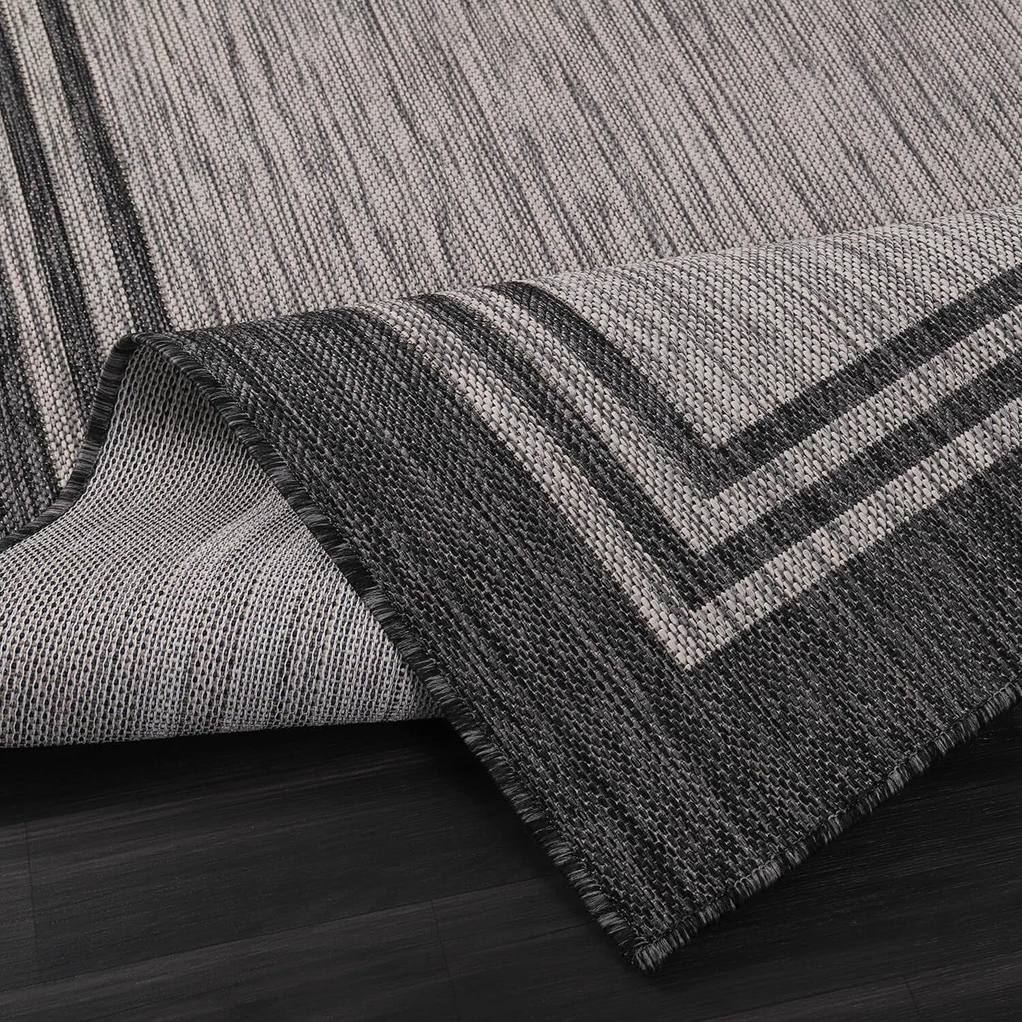 Bordered Outdoor Rug 5x7 Washable Outside Carpet for Indoor Patio Porch Waterproof Easy Cleaning