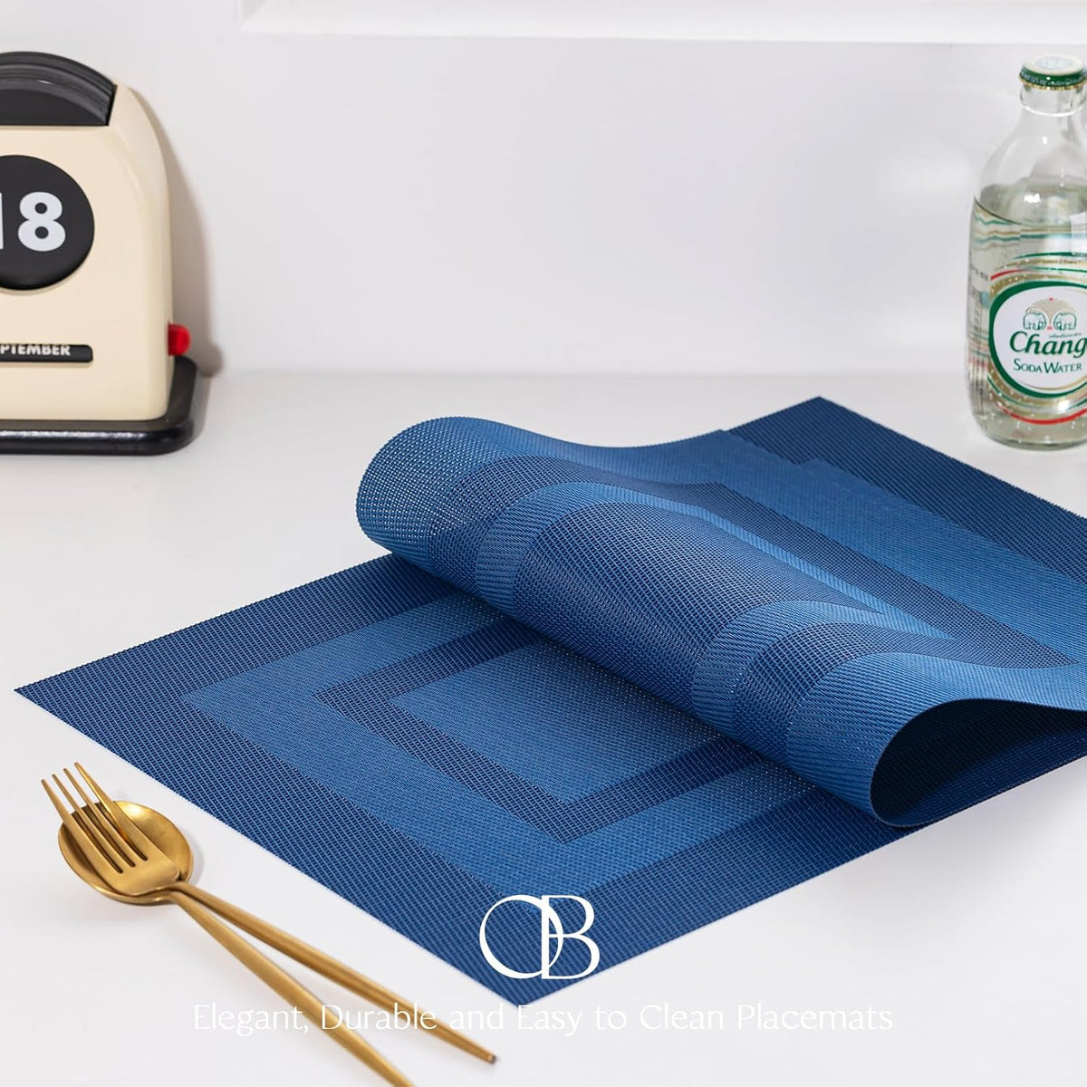 Placemats Set of 8 - Easy Clean Woven Vinyl Placemats for Dining Table, Indoor/Outdoor Place Mats