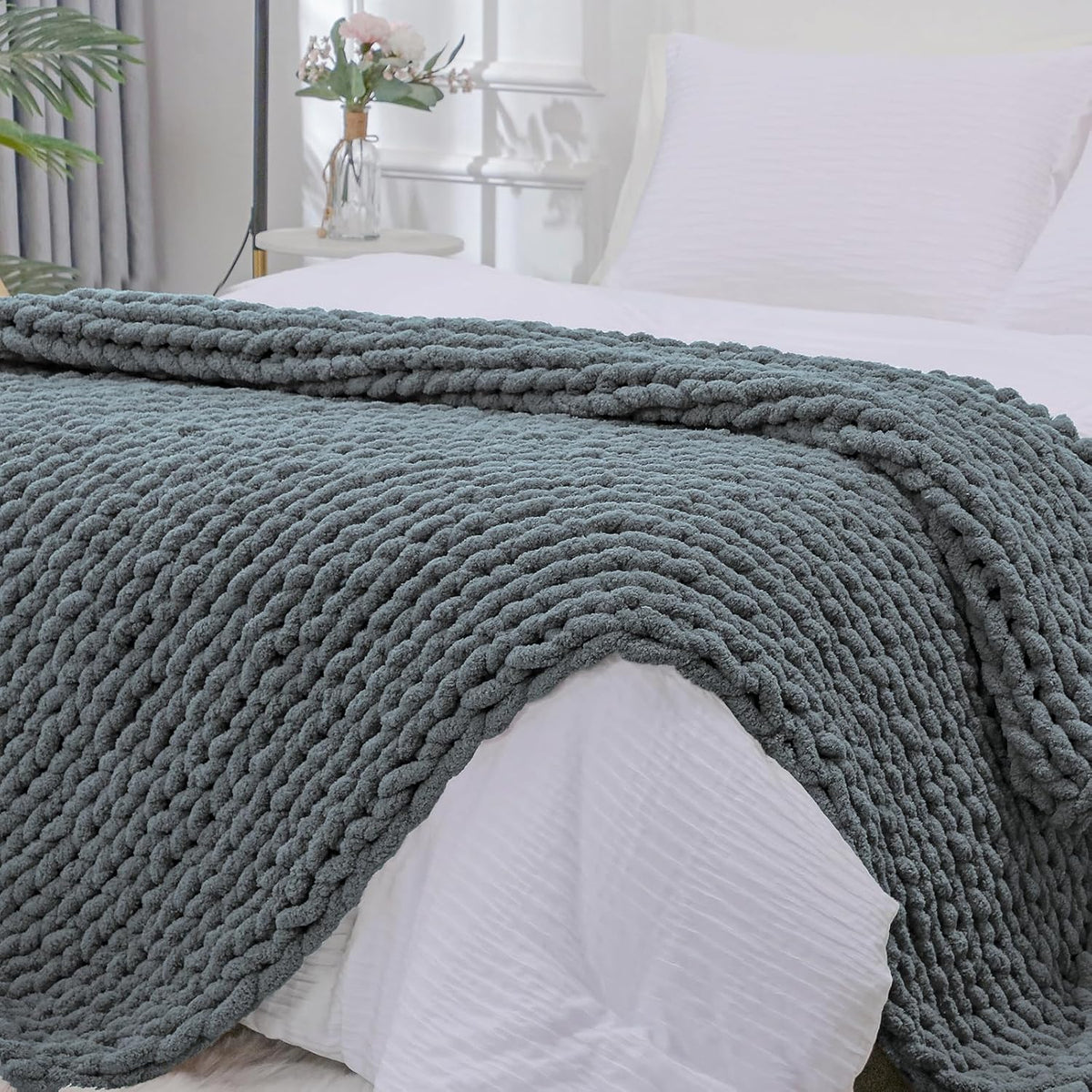 Bigacogo Chunky Knit Throw Blanket for Couch, 51x63 inches, 100% Hand Knitted with Thick Jumbo