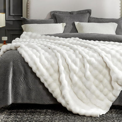 Cozy Bliss Faux Fur Throw Blanket for Couch, Fuzzy Soft Plush Thick Bubble Blanket for Sofa Bedroom