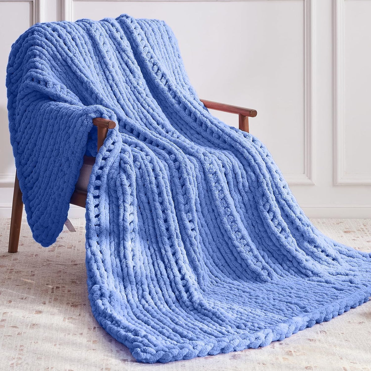 Chunky Knit Throw Blanket, 60''*80'' Knitted Throw Chenille Yarn for Bed Couch, Handmade Light Blue