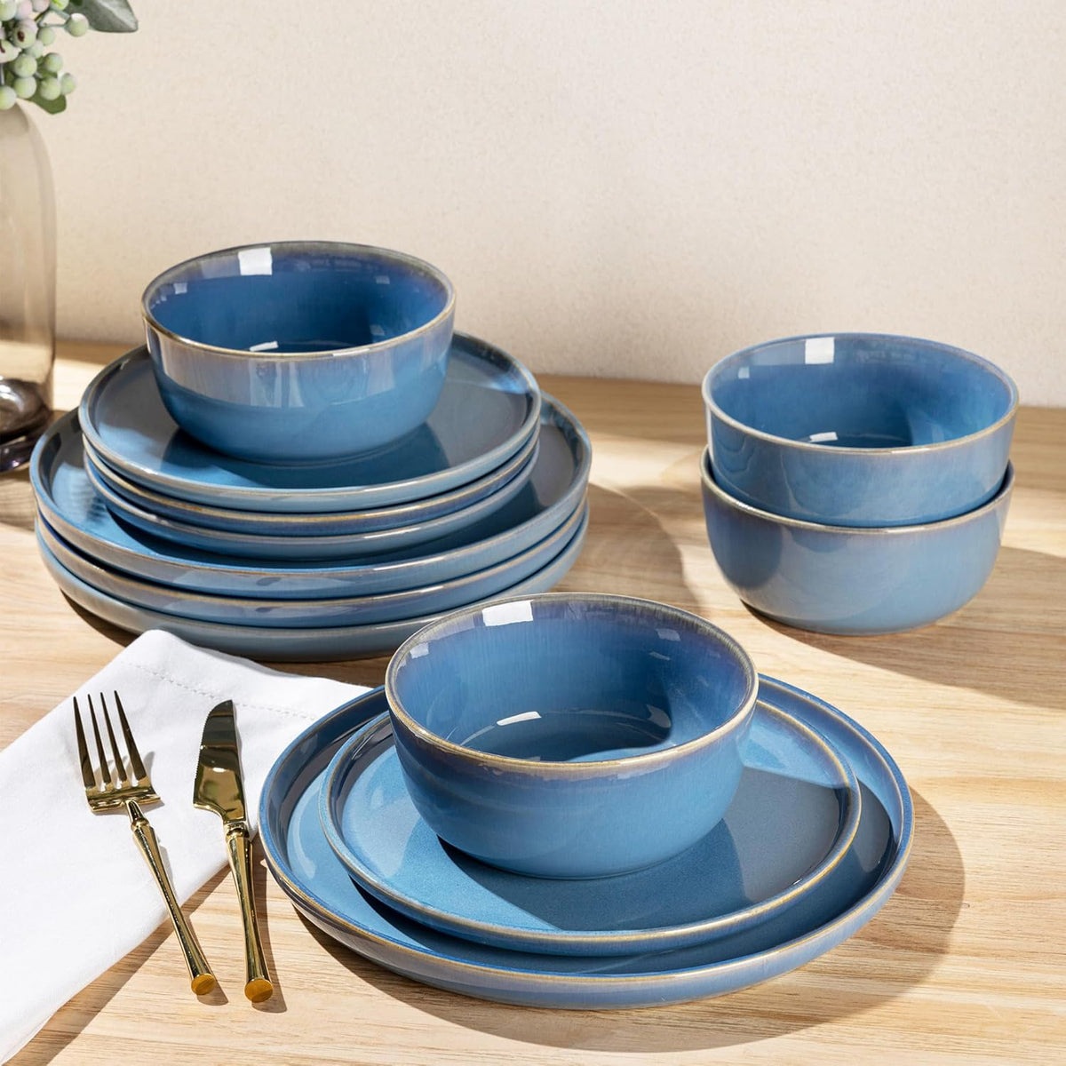 GBHOME Ceramic Dinnerware Sets for 4, 12 Pieces Stoneware Plates and Bowls Sets, Reactive Glaze