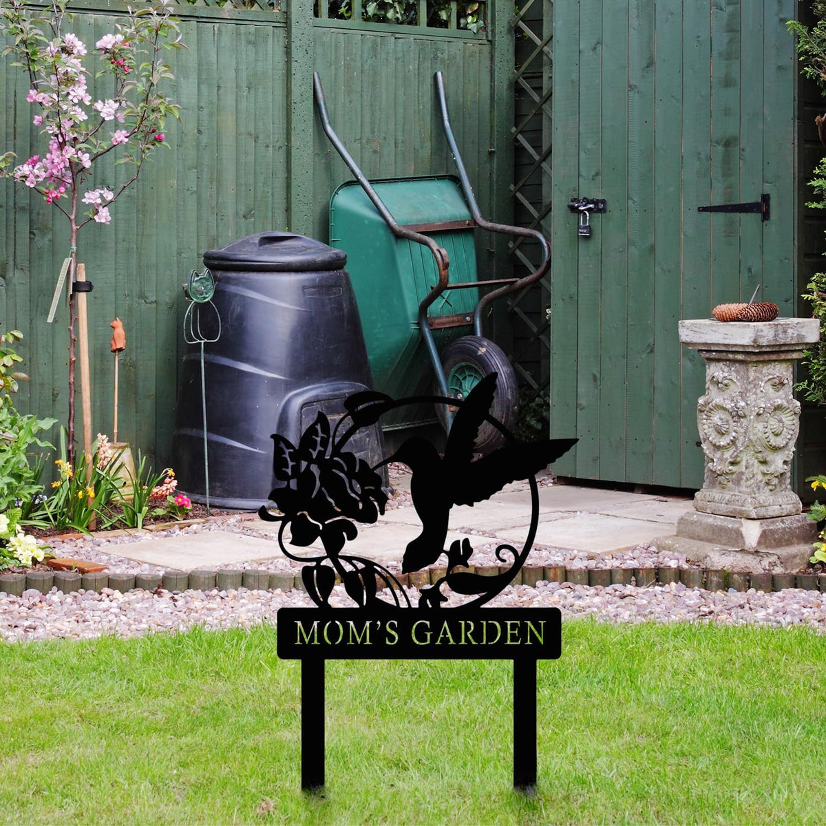 Personalized Metal Sign with Stake, Custom Hummingbird Garden Sign for Outdoor, Patio, Farmhouse