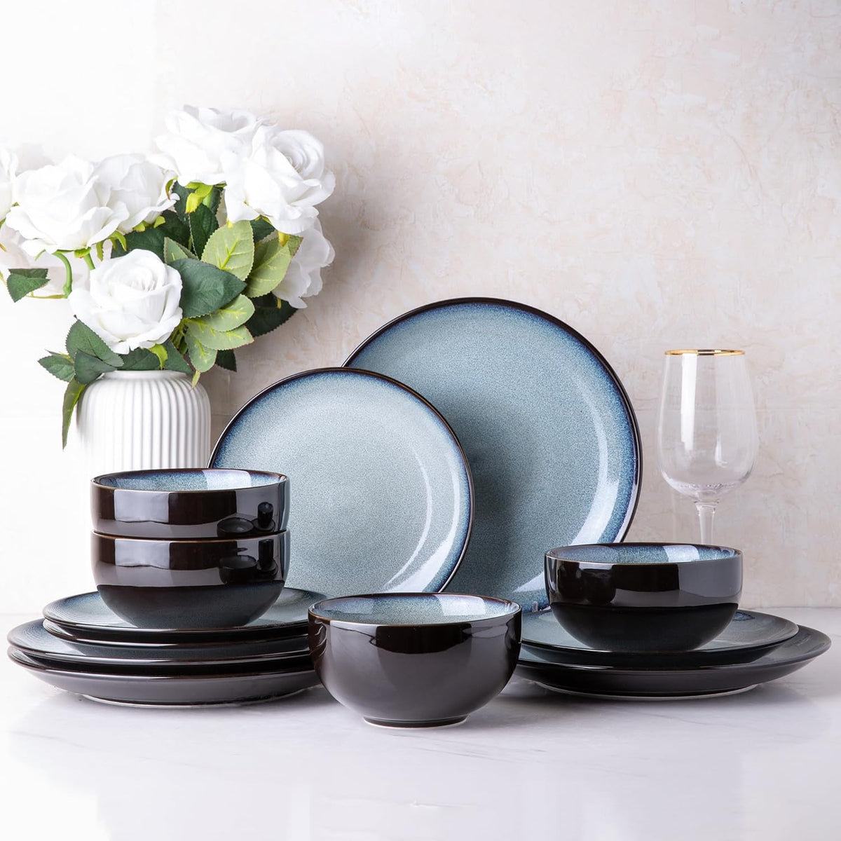 LERATIO Ceramic Dinnerware Sets for 4,Stoneware Coupe Plates and Bowls Sets,Highly Chip and Crack