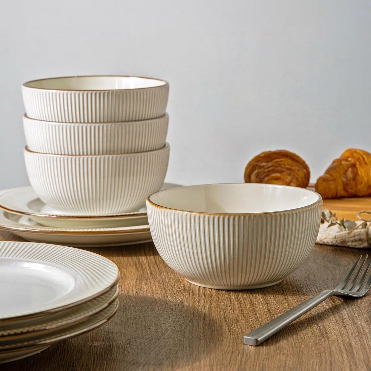 GBHOME Ceramic Dinnerware Sets,18 pcs Embossed Elegant Stoneware Plates and Bowls Sets
