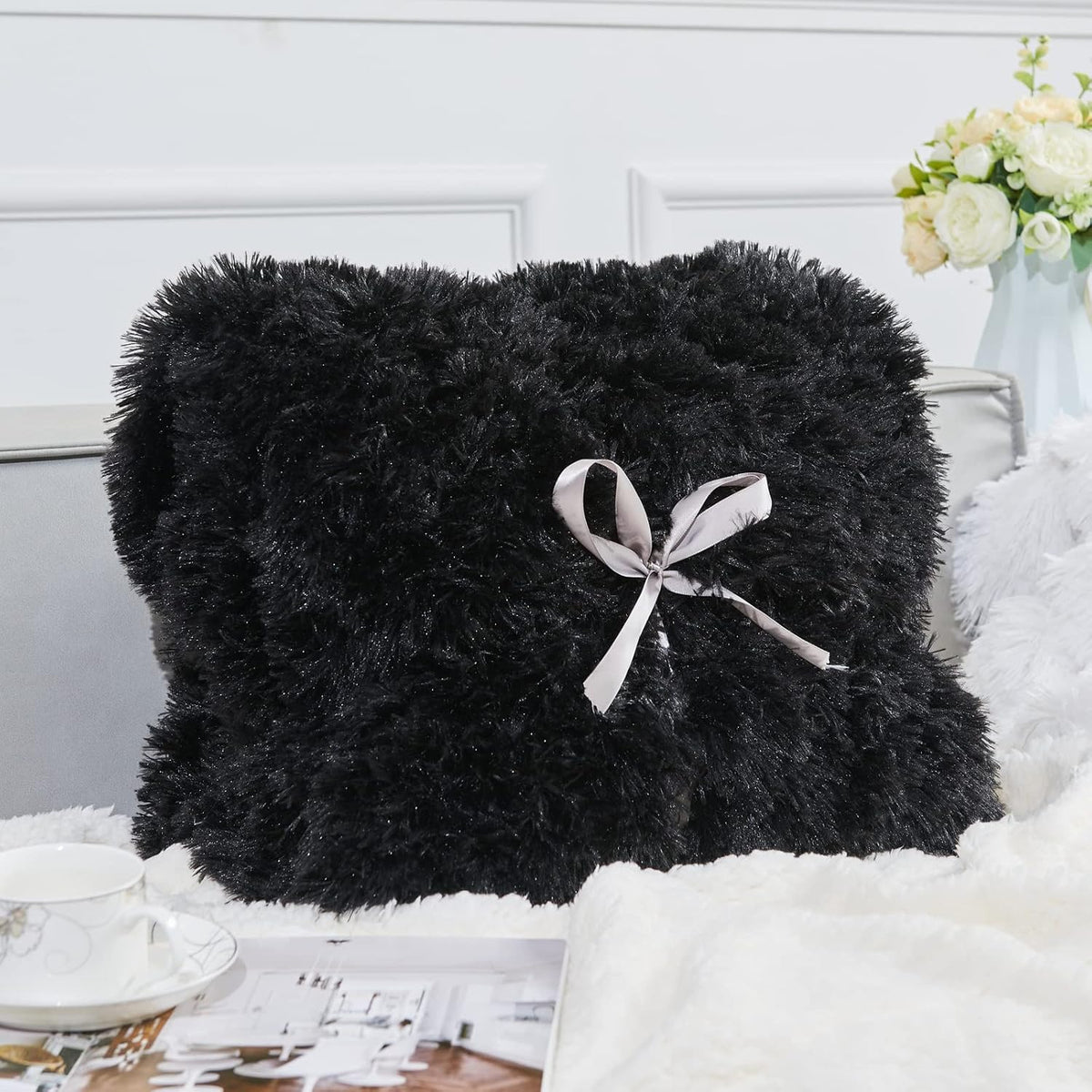 GONAAP Fuzzy Faux Fur Throw Blanket Queen Size Black Super Soft Cozy Plush Fuzzy Shaggy Blanket for