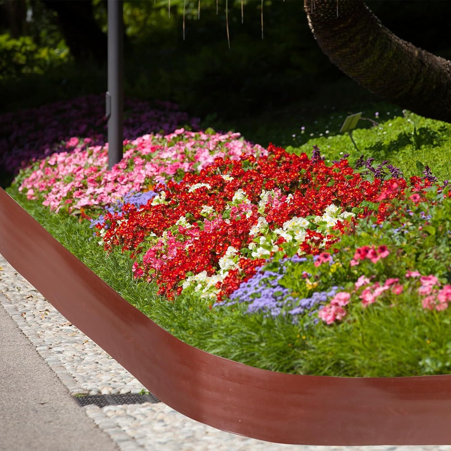 6 Inch Tall 33 ft Length Landscape Plastic Edging Kit with Hammer Spikes Plastic Garden Flower Bed