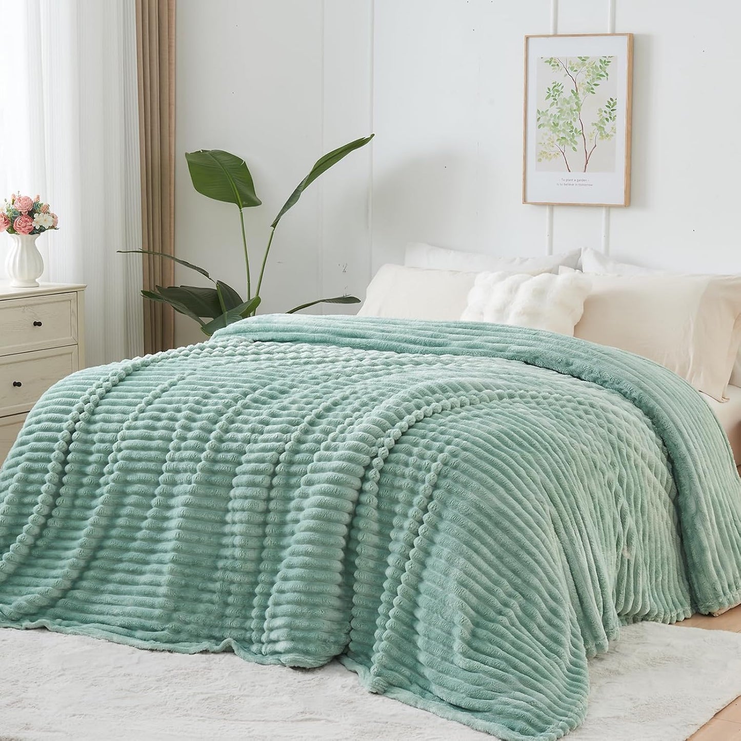 NEWCOSPLAY Super Soft King Blanket New Sage Green Premium Silky Flannel Fleece 3D Ribbed Jacquard