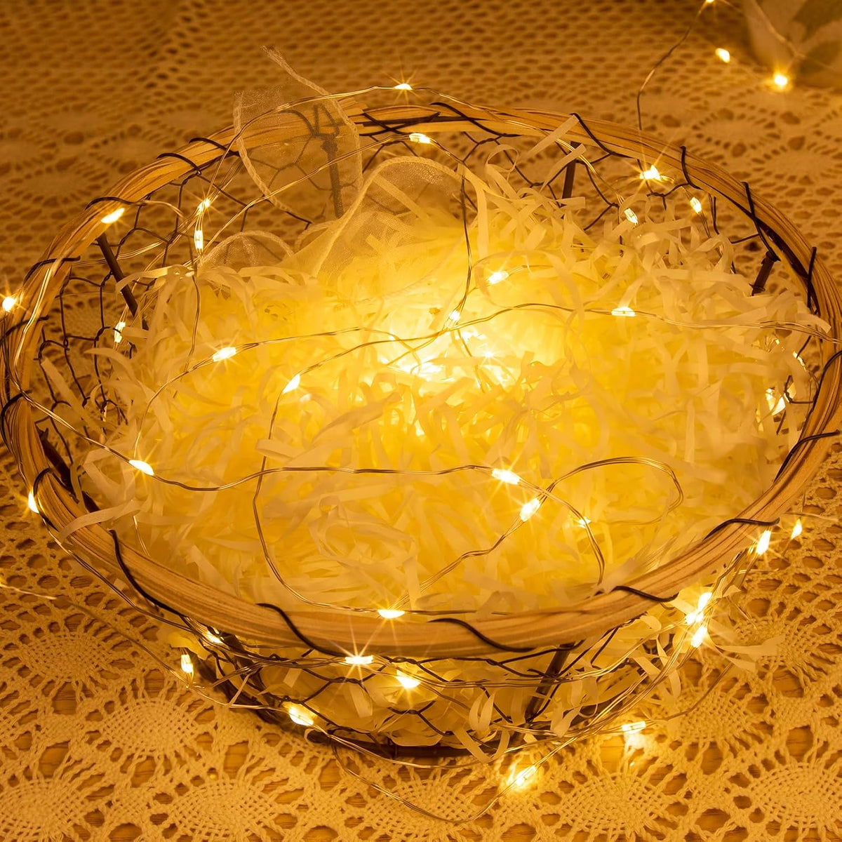 Solar String Lights for Outside,200FT 600 LEDs Solar Fairy Lights,Waterproof 8 Modes Button Outdoor