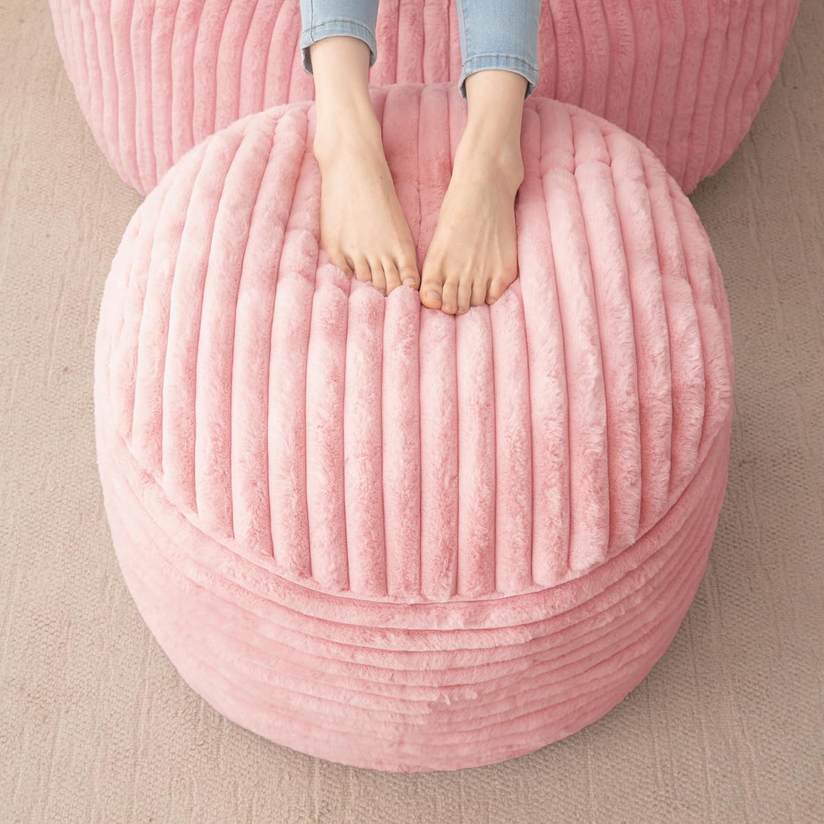 HIGOGOGO Round Stuffed Pouf Ottoman, Stripe Faux Fur Poufs with Foam Chunk Filling, Furry and