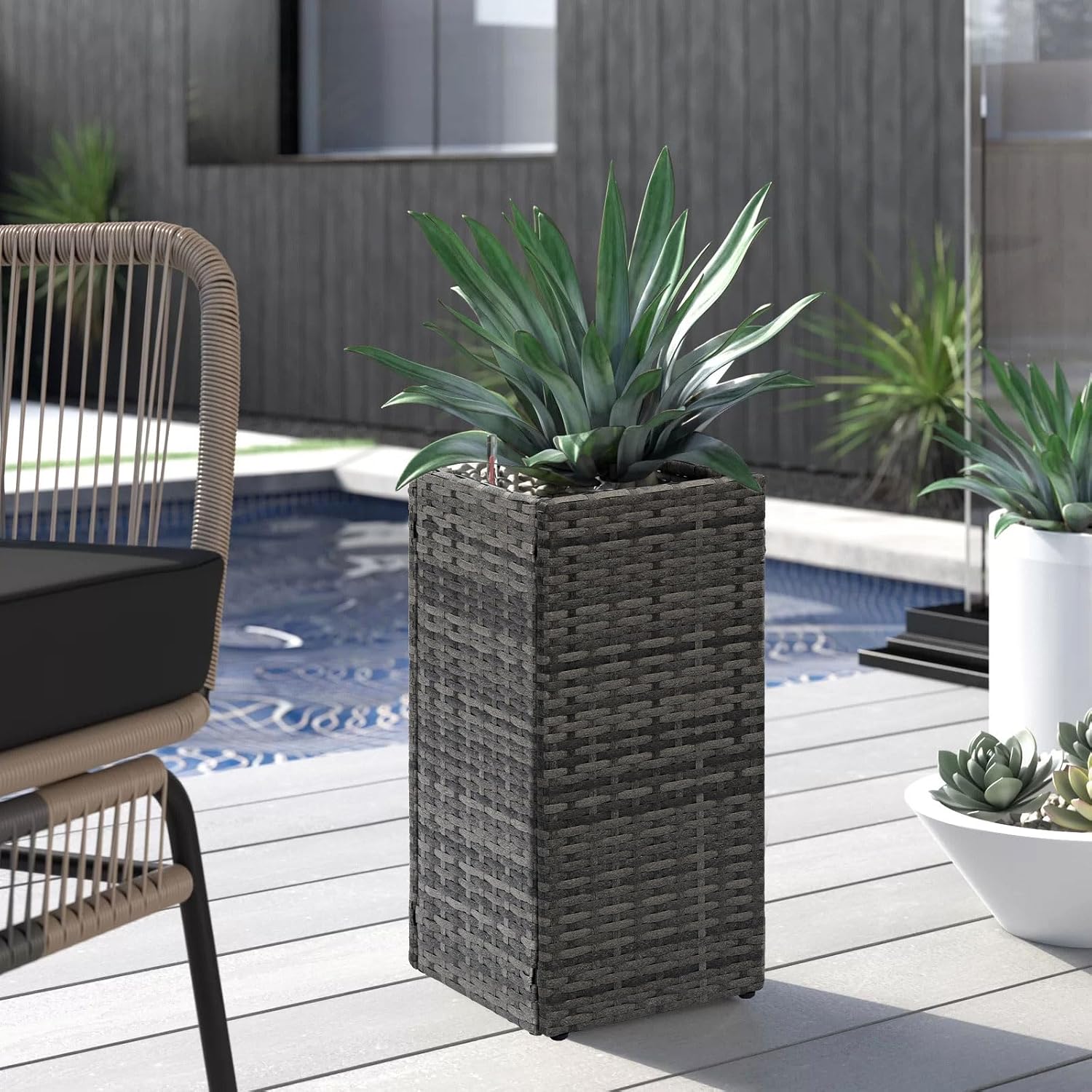 LEWIS&WAYNE Set of 2 Tall Planters for Outdoor Plants Handmade 24'' Wicker Tall Square Planter Box