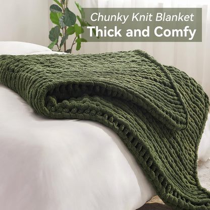 Chunky Knit Throw Blanket, 30''*40'' Knitted Throw Chenille Yarn for Bed Couch, Handmade Green