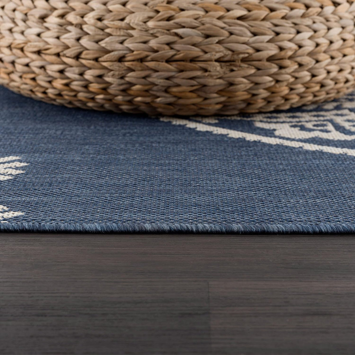 CAMILSON Outdoor Rug 10x14 Modern Area Rugs for Large Indoor and Outdoor Patios and Porches