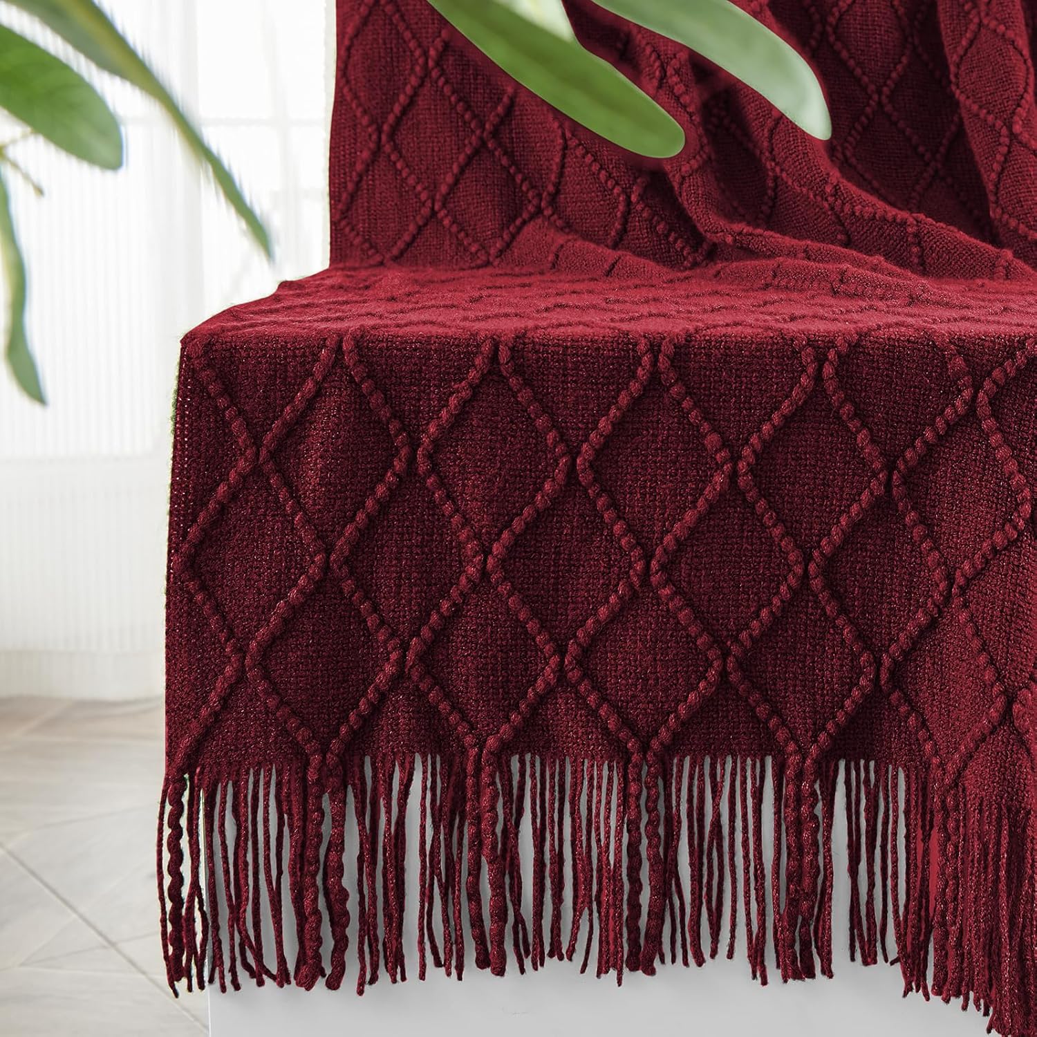 inhand Knitted Throw Blankets for Couch and Bed, Soft Cozy Knit Blanket with Tassel, Claret