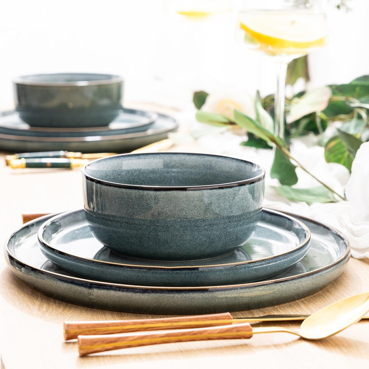 GBHOME Ceramic Dinnerware Sets for 8, 24 Pieces Stoneware Plates and Bowls Sets, Scratch Resistant