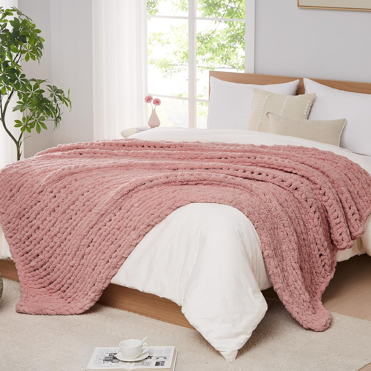 L'AGRATY Chunky Knit Blanket Throw - Soft Chunky Throw Blanket 50x60: 100% Hand Kintted Chenile