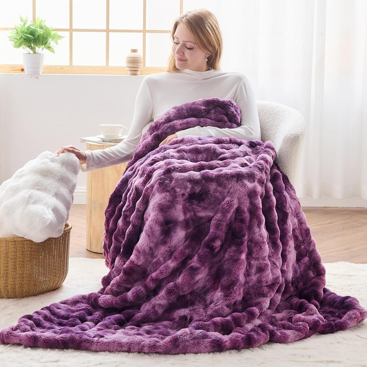 NEWCOSPLAY Faux Fur Twin Blanket Tie-dye Violet Purple Luxury Fluffy Thick Warm Bubble Blanket for