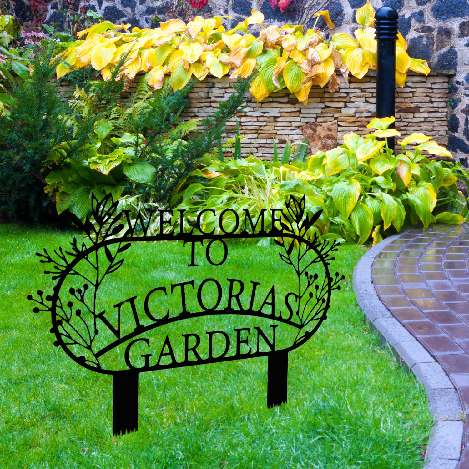 Personalized Metal Garden Sign with Stake, Custom Garden Decor for Outdoor, Custom Family Name