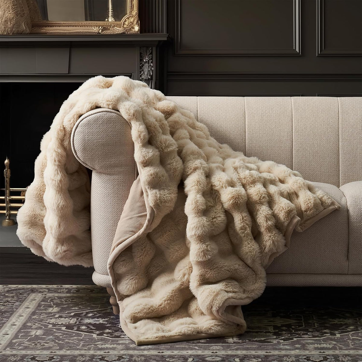 EVERGRACE Ultra Soft Luxury Fluffy Ridgeline Faux Rabbit Fur Throw Blanket, Thick Warm Bubble Throw