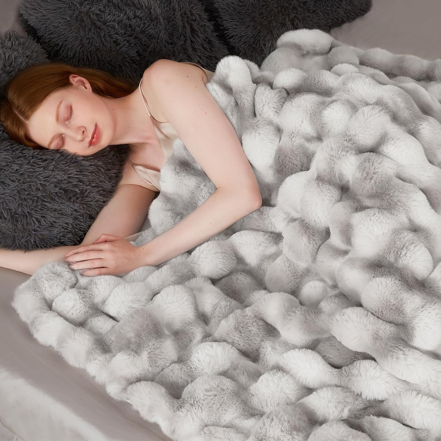 Touchat Luxury 1000GSM Rabbit Faux Fur Blanket, Super Heavy Warm Cozy Brown Blankets for Couch Bed