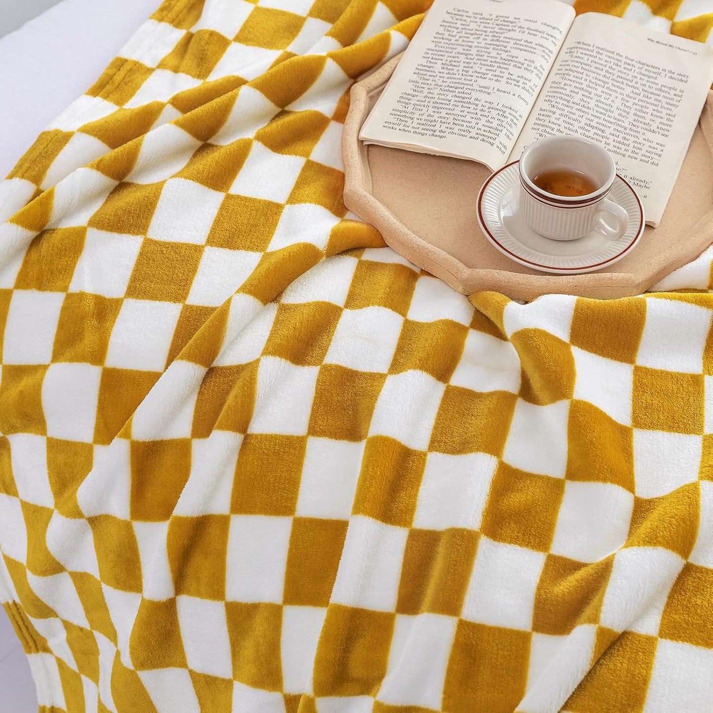 LOMAO Throw Blankets Flannel Blanket with Checkerboard Grid Pattern Soft Throw Blanket for Couch
