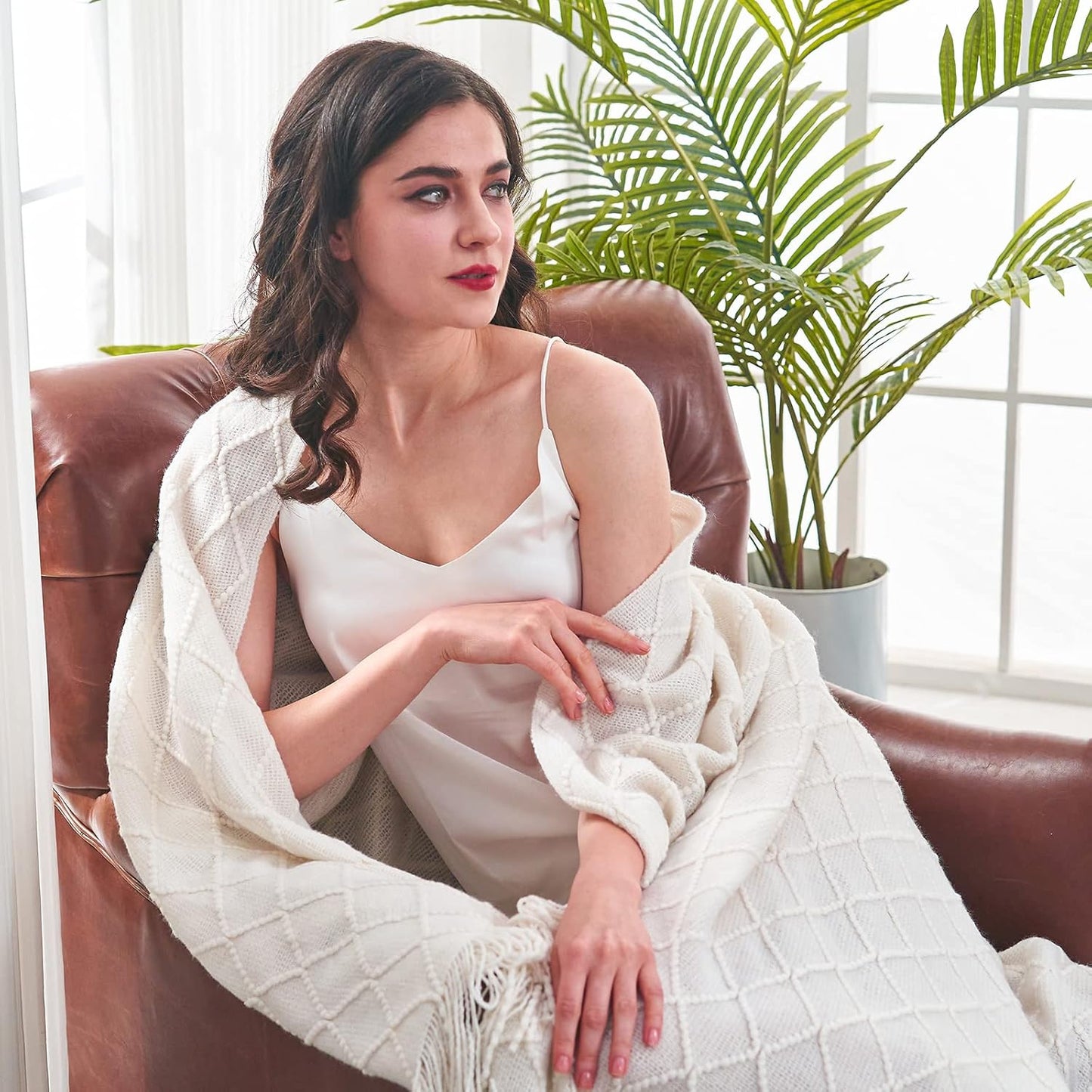 inhand Knitted Throw Blankets for Couch and Bed, Soft Cozy Knit Blanket with Tassel, Off White